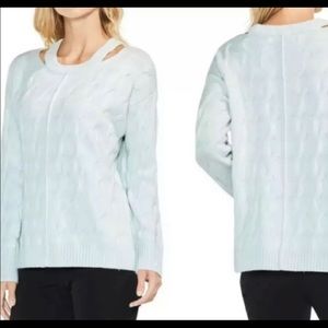New VINCE CAMUTO Medium Sweater
